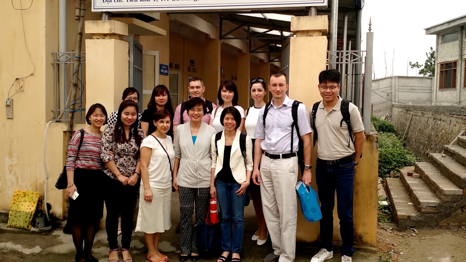 Дослідницька команда Інституту відвідала в'єтнамський сайт проекту "HPTN 074"